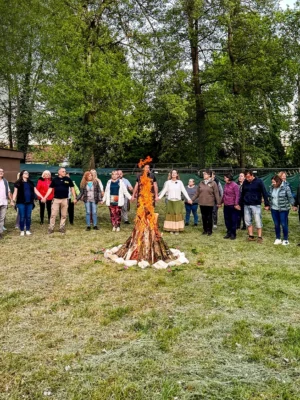 Tata_elvonulas_forras_kod (12)
